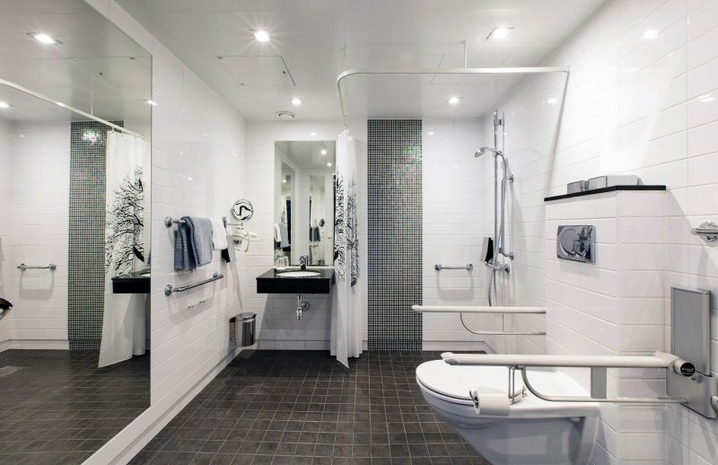 Bathroom with smart lighting system